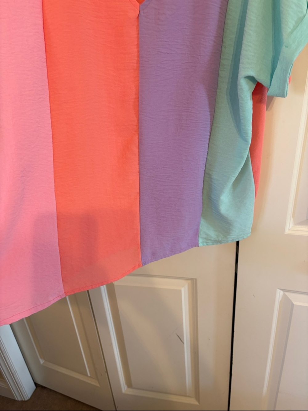 Bibi Colorblock V-Neck Women's Top in Coral, Lavender & Mint - XL - Picture 5 of 6